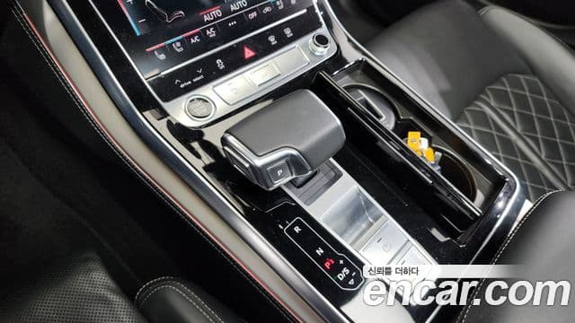 Audi Q8 (4M) Premium, 2023 9