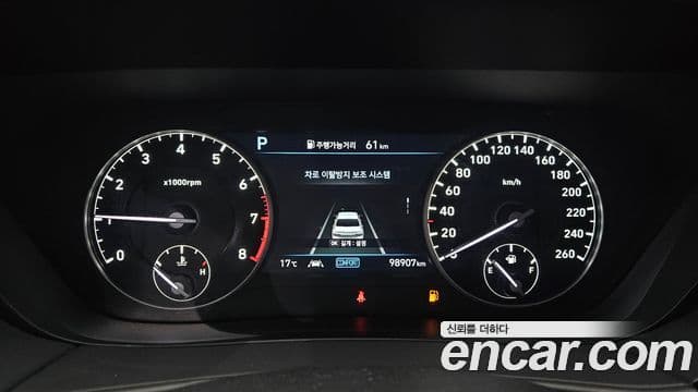 Genesis G90 Premium Luxury, 2019 8