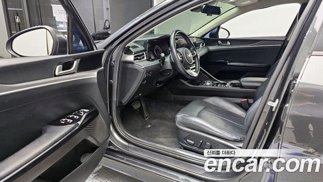 Kia K5 3세대 Prestige, 2020 10