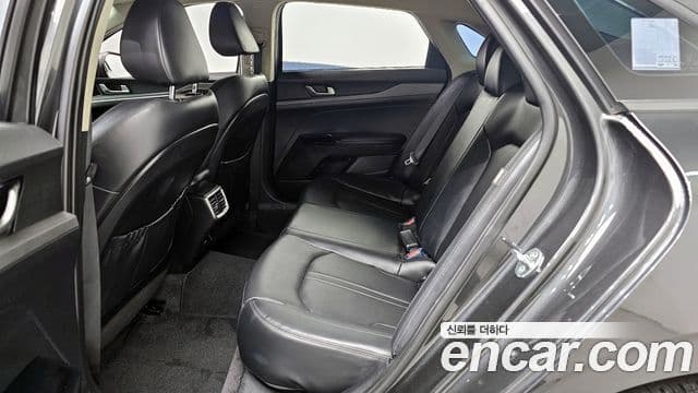 Kia K5 3세대 Prestige, 2020 13