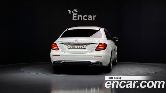 Mercedes-Benz E-класс W213 Avantgarde, 2017 4