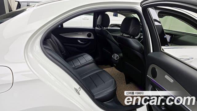 Mercedes-Benz E-класс W213 Avantgarde, 2017 12