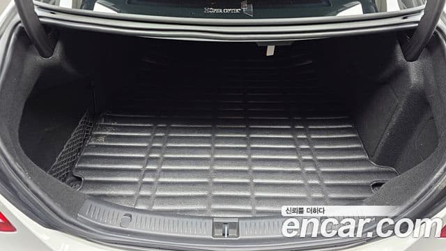 Mercedes-Benz E-класс W213 Avantgarde, 2017 20