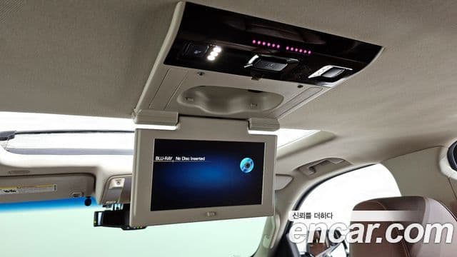 Cadillac Escalade 4세대, 2015 17