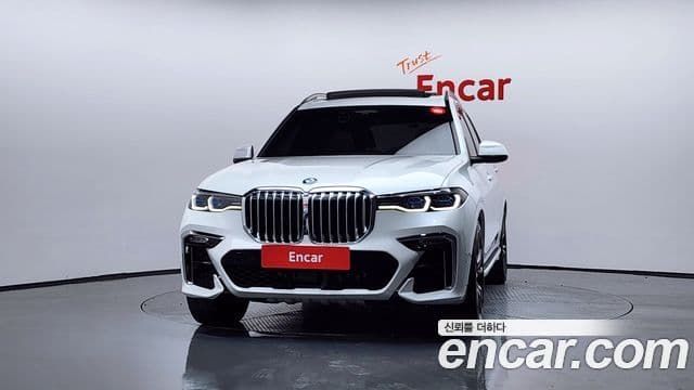 BMW X7 (G07) xDrive 40i M Sport 6인승, 2022 3
