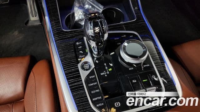 BMW X7 (G07) xDrive 40i M Sport 6인승, 2022 9