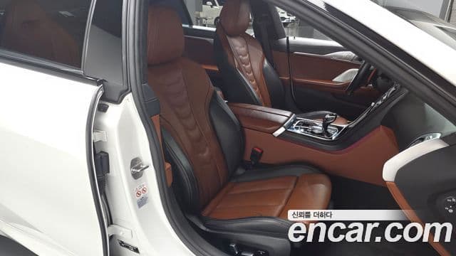 BMW 8시리즈 (G15) M850i xDrive Gran Coupe, 2023 10