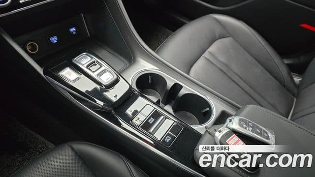 Hyundai Sonata гибрид (DN8) Premium Plus, 2023 9