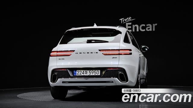 Genesis GV70, 2024 4