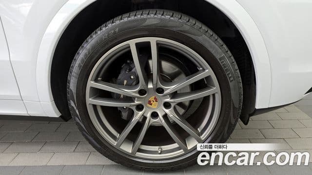 Porsche Cayenne (PO536), 2020 все фото