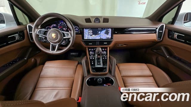 Porsche Cayenne (PO536), 2020 7