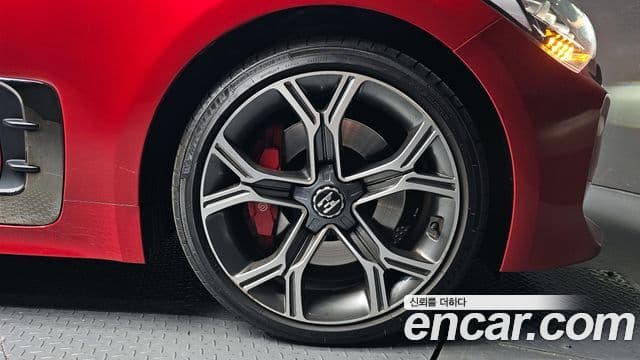 Kia 스팅어 Platinum, 2019 все фото