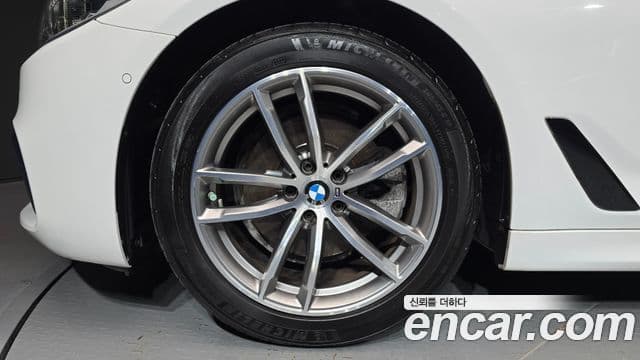 BMW 5시리즈 (G30) 520d xDrive M Sport Plus, 2017 все фото