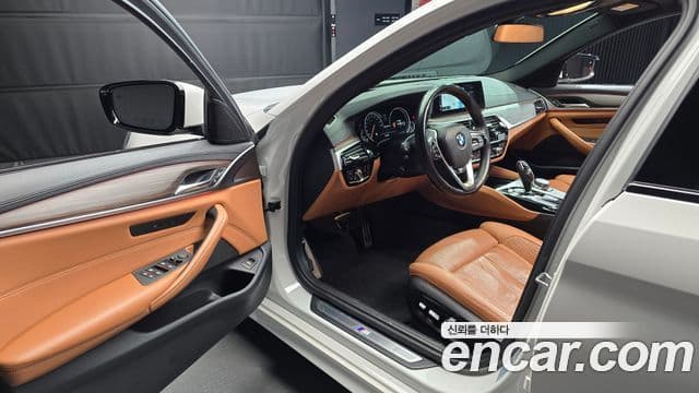 BMW 5시리즈 (G30) 520d xDrive M Sport Plus, 2017 11