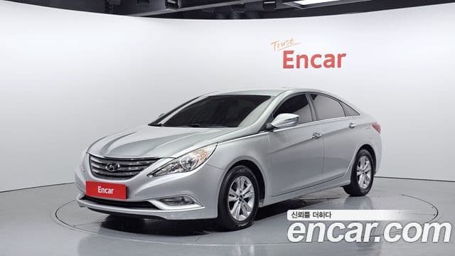 Hyundai YF Sonata Luxury, 2012 1