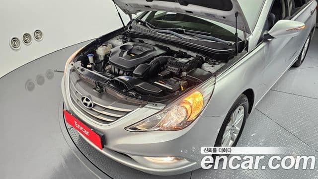 Hyundai YF Sonata Luxury, 2012 6