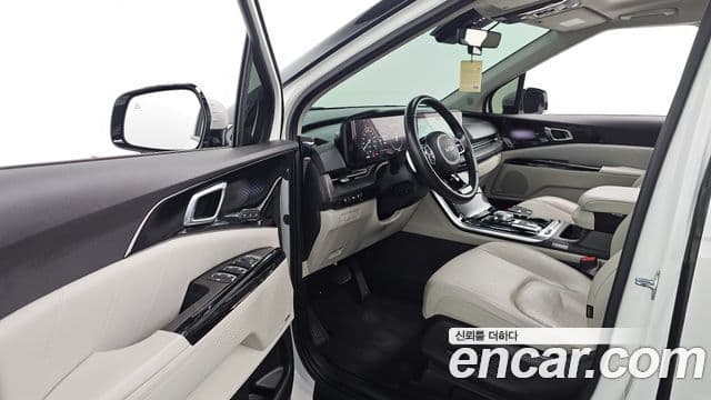 Kia Carnival 4세대 Signature, 2022 11
