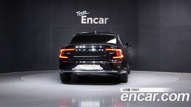 Volvo S90 B6 AWD Ultimate Bright, 2024 4