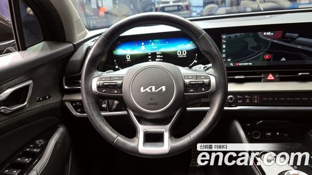 Kia Sportage 5세대 гибрид Signature 2WD, 2022 13