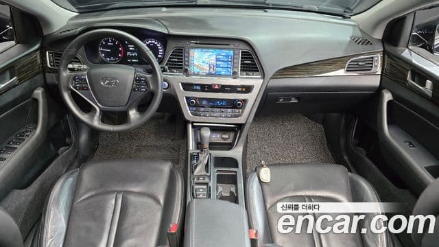 Hyundai LF Sonata Special, 2016 7