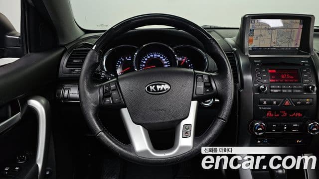 Kia Sorento R топовая версия, 2011 13