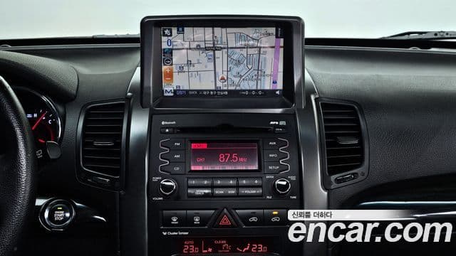 Kia Sorento R топовая версия, 2011 14