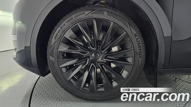 Tesla модель Y Long Range AWD, 2024 все фото