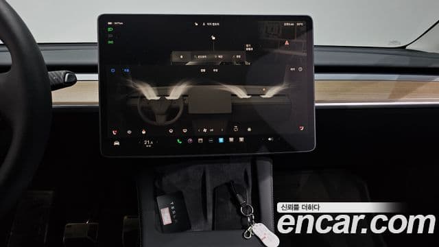 Tesla модель Y Long Range AWD, 2024 14