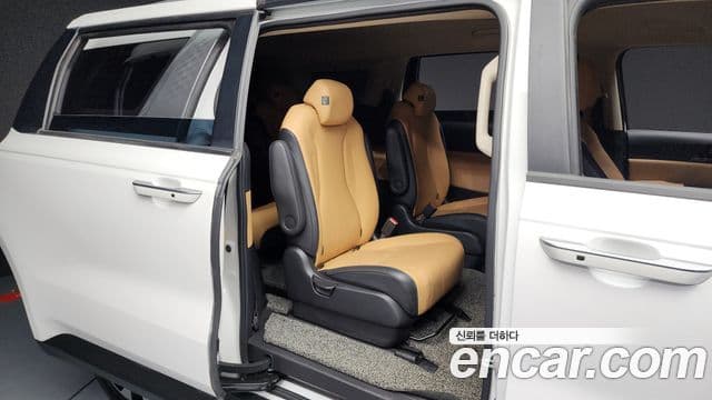 Kia Carnival 4세대 Prestige, 2022 11
