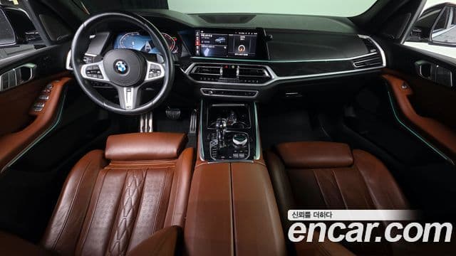 BMW X7 (G07) xDrive 30d M Sport 6인승, 2020 7