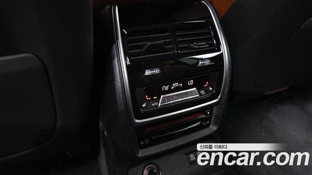 BMW X7 (G07) xDrive 30d M Sport 6인승, 2020 17