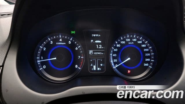 Hyundai Grandeur HG Modern, 2013 8