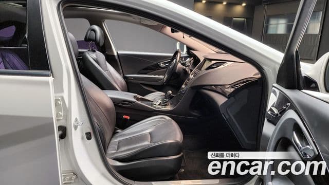 Hyundai Grandeur HG Modern, 2013 10