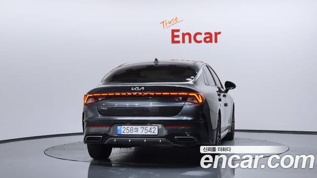 Kia K5 3세대 Prestige, 2022 4