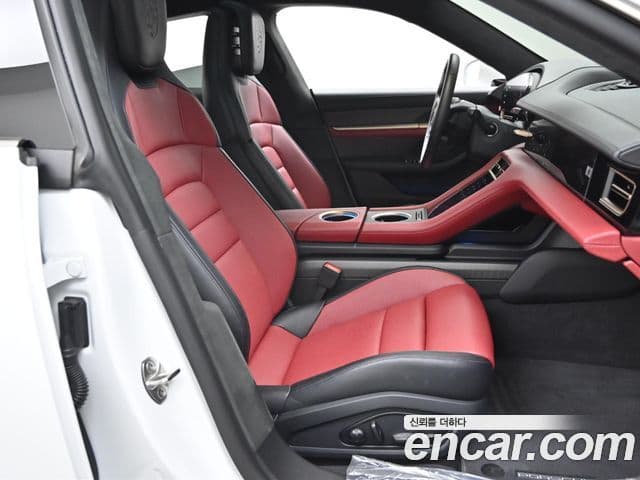 Porsche 타이칸 турбо S, 2025 10