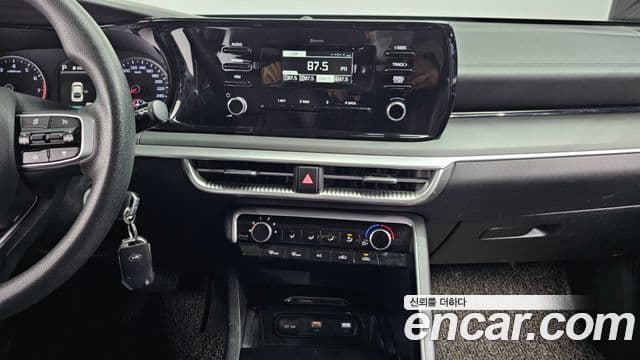 Kia K5 3세대 Trendy, 2021 15