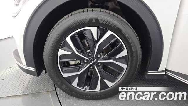 Kia EV6 Light, 2022 все фото