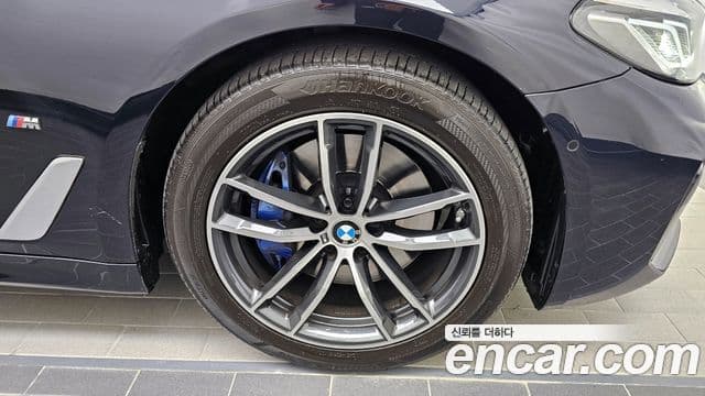 BMW 5시리즈 (G30) 523d xDrive M Sport, 2022 все фото
