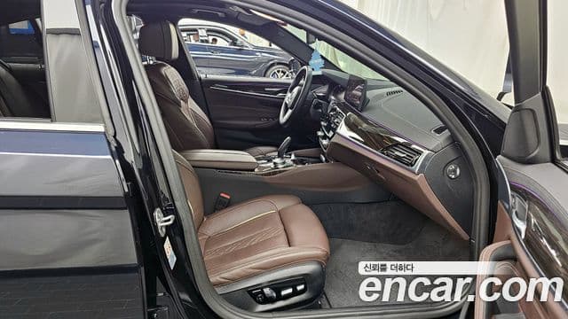 BMW 5시리즈 (G30) 523d xDrive M Sport, 2022 11