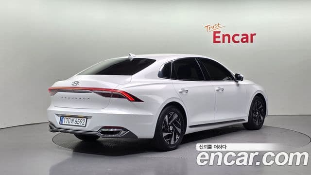 Hyundai The / новый New Grandeur IG гибрид Exclusive, 2022 2