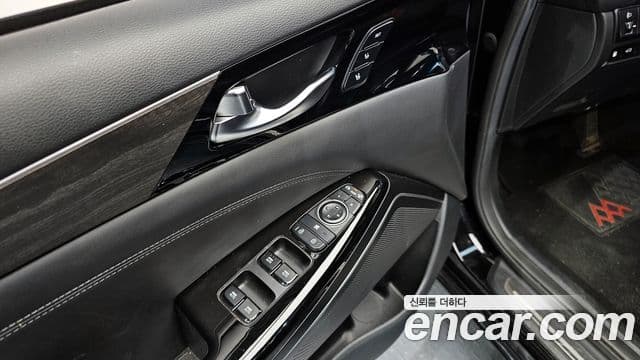 Kia K7 Premier 3.0 LPI Prestige(арендный автомобиль), 2020 14