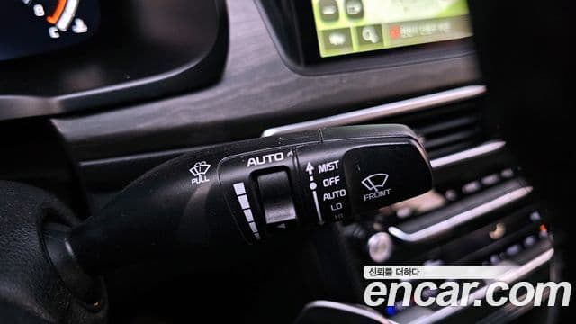 Kia K7 Premier 3.0 LPI Prestige(арендный автомобиль), 2020 16