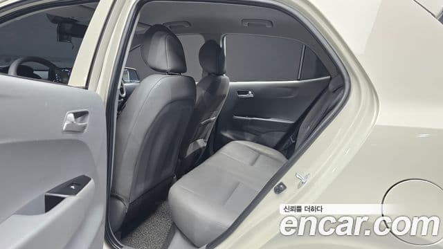 Kia Morning Urban (JA) Prestige, 2021 12