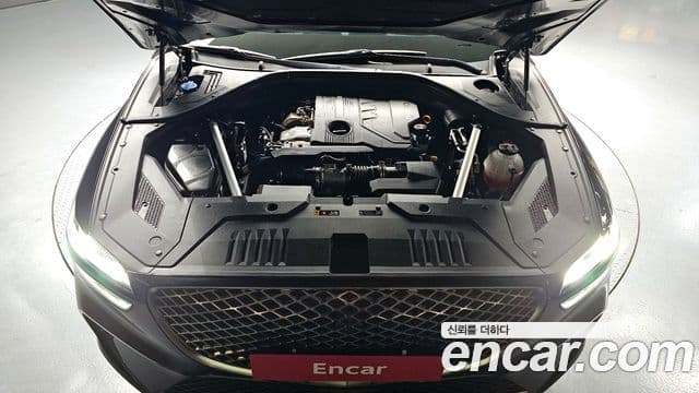 Genesis GV70, 2021 6