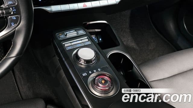 Genesis GV70, 2021 9