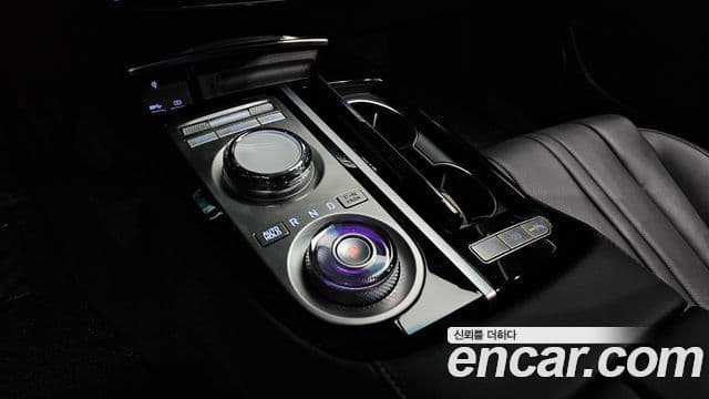 Genesis G80 (RG3) бензин 2.5 турбо AWD, 2023 9