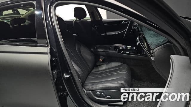 Genesis G80 (RG3) бензин 2.5 турбо AWD, 2023 10