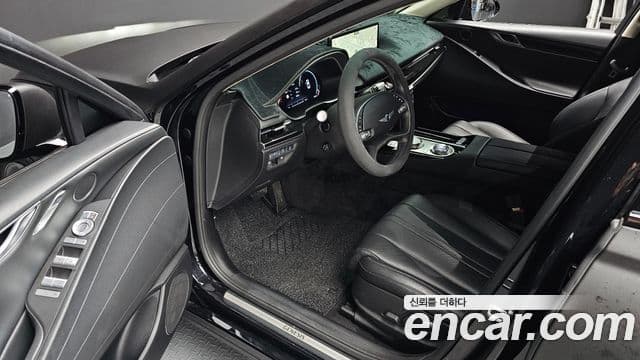 Genesis G80 (RG3) бензин 2.5 турбо AWD, 2023 11
