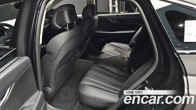 Genesis G80 (RG3) бензин 2.5 турбо AWD, 2023 12