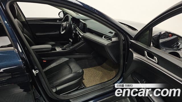 Kia K5 3세대 Standard, 2023 10